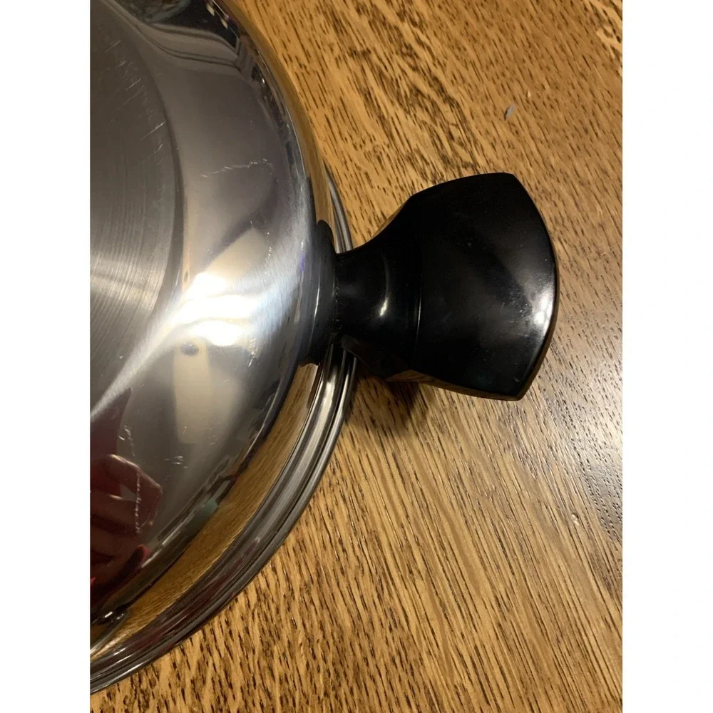 Lifetime Skillet 11